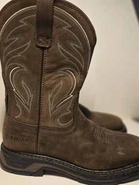 Ariat Men's WorkHog XT Cottonwood Carbon Toe Work Boot Size 11D Distressed Brown
